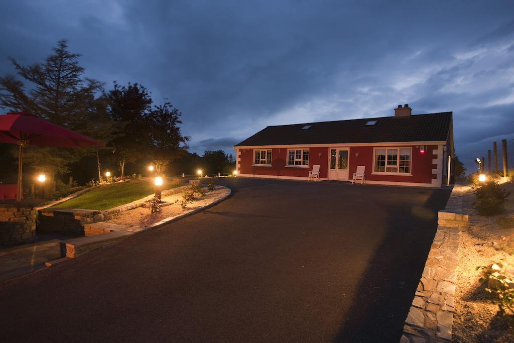 Avalon House B&B เกลนตีส์ ภายนอก รูปภาพ