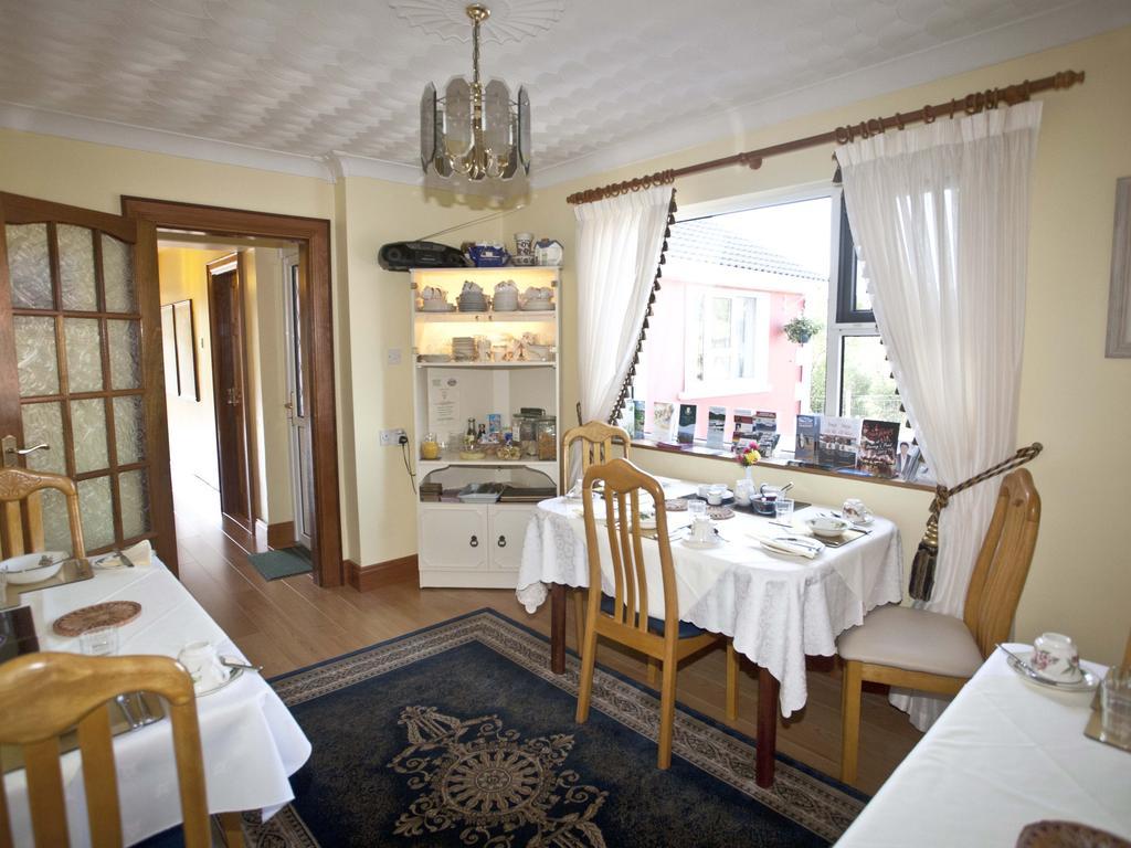 Avalon House B&B เกลนตีส์ ภายนอก รูปภาพ